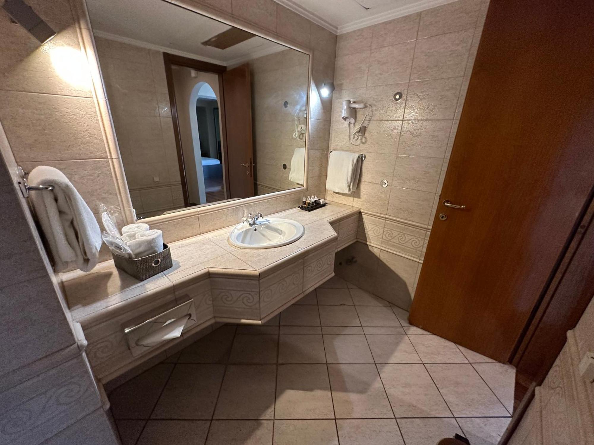 Andromeda Suites Афины Экстерьер фото